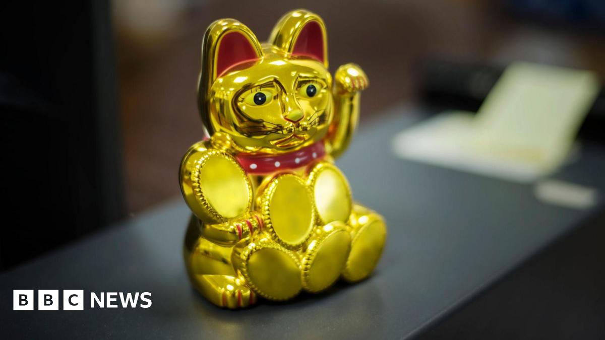 477 Lucky Cats Stolen: Investigation Underway At Ramsay's New Restaurant