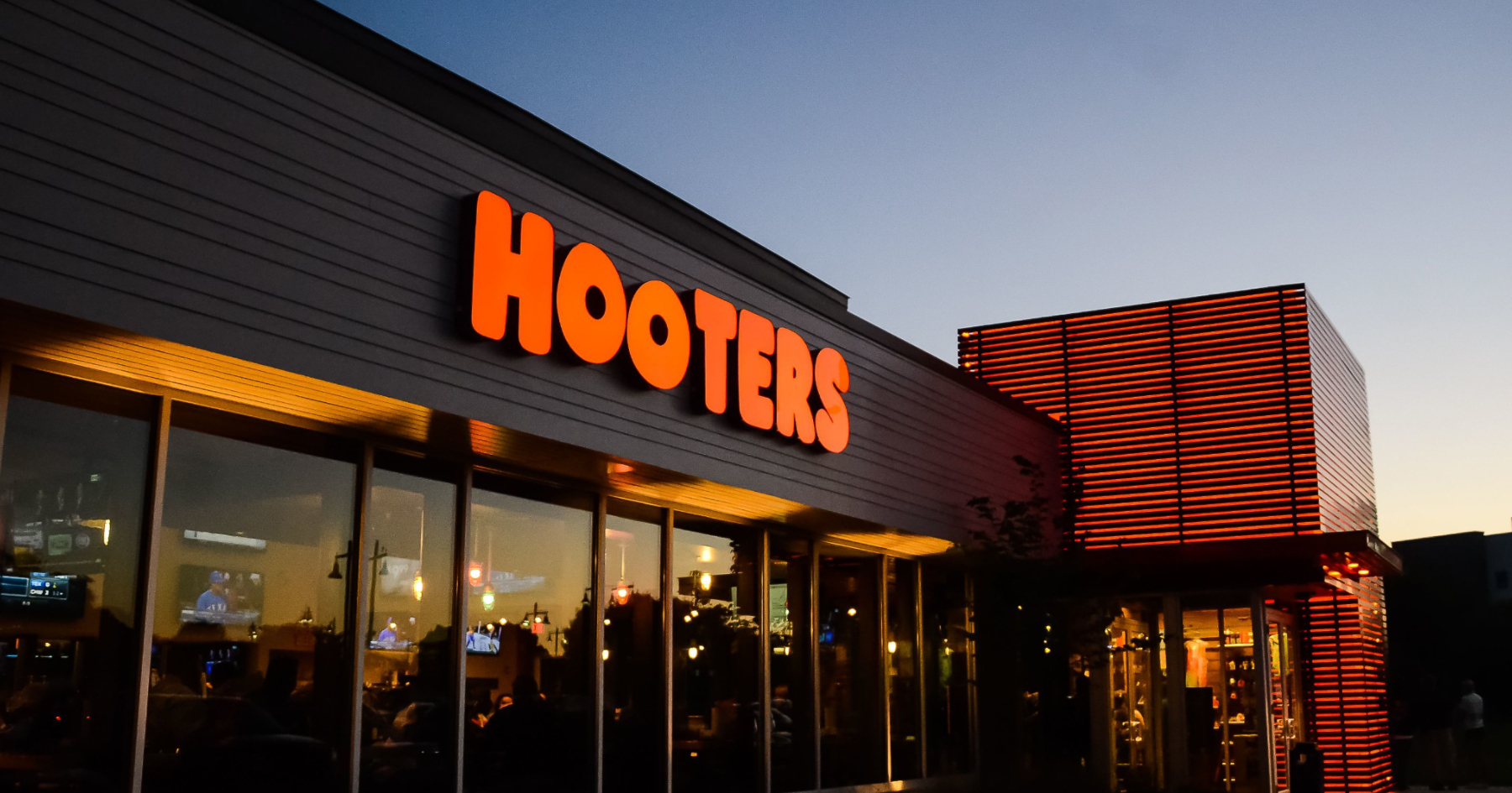 Bankruptcy Looms For Hooters Restaurant Chain