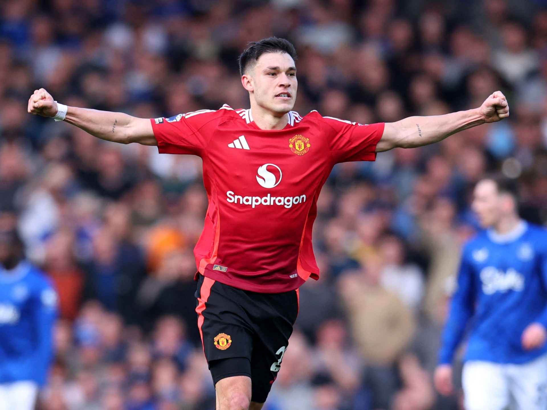 Everton 2-2 Man Utd: Late Drama In Premier League Thriller