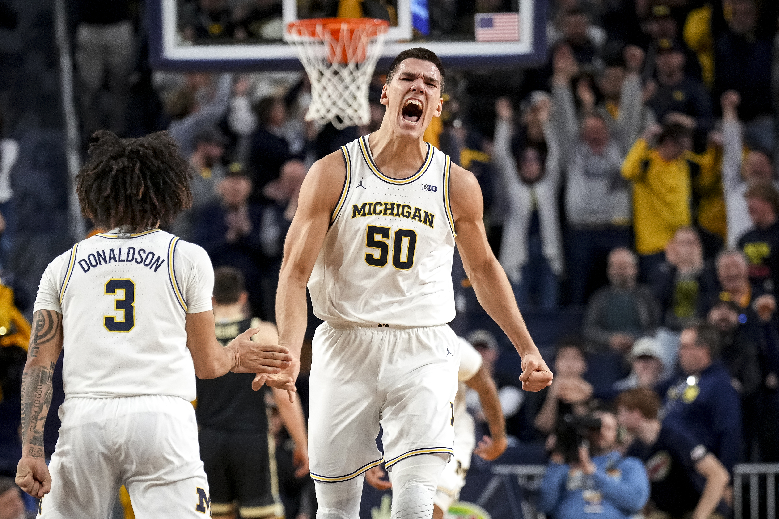 How To Live Stream The Michigan State Vs. Michigan NCAA Men's Basketball Game